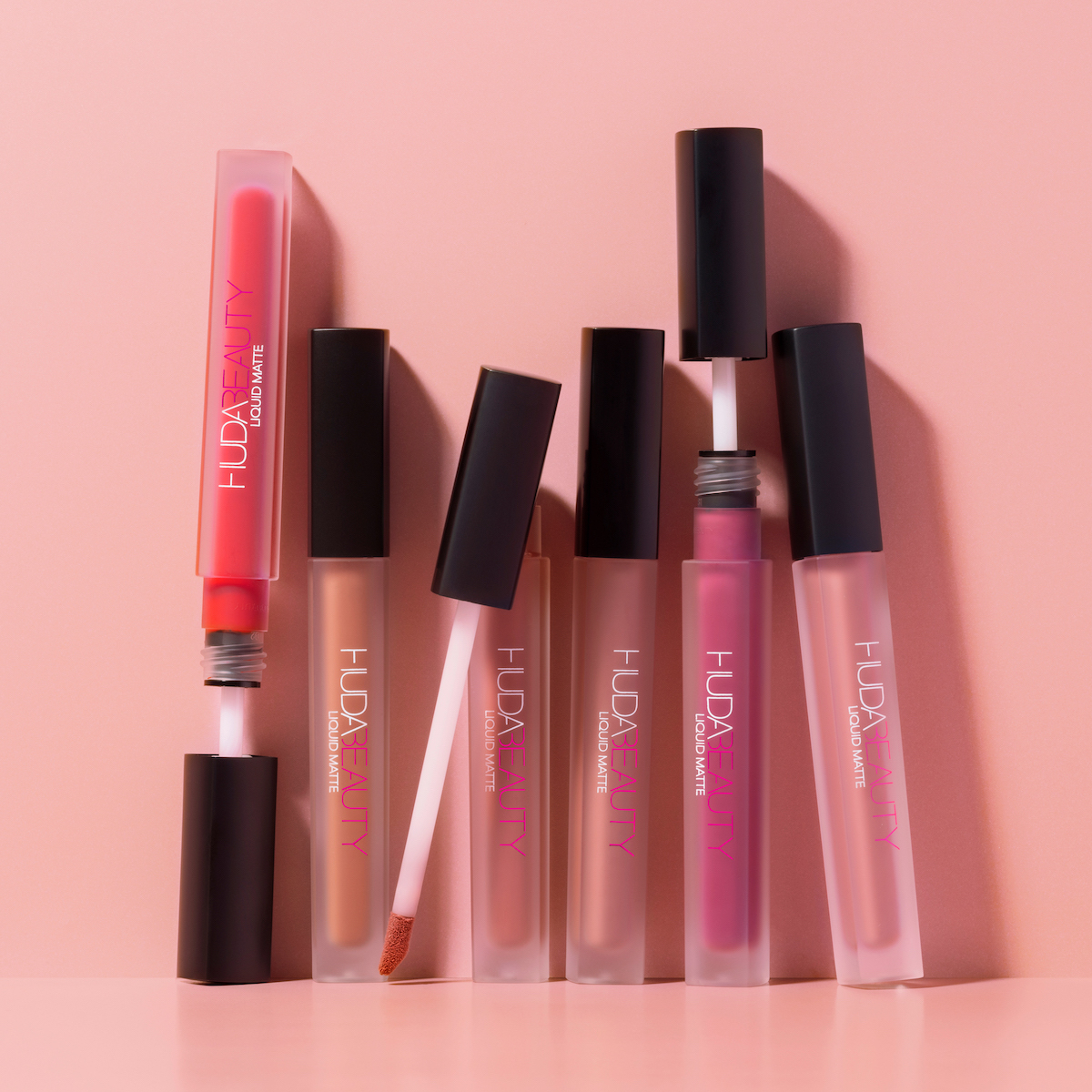 LIQUID MATTE ULTRA-COMFORT TRANSFER- PROOF LIPSTICK(LABIAL LÍQUIDO MATE)